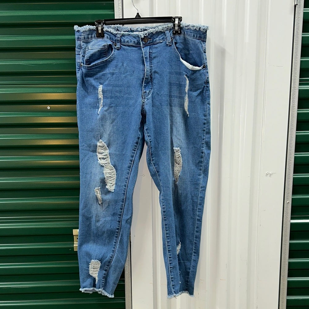 Vince Blue Co. Casual Distressed Blue Boyfriend Jeans